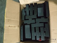 萬能試驗(yàn)機(jī)配件夾具夾片鉗口10/30/60/100噸圓弧燕